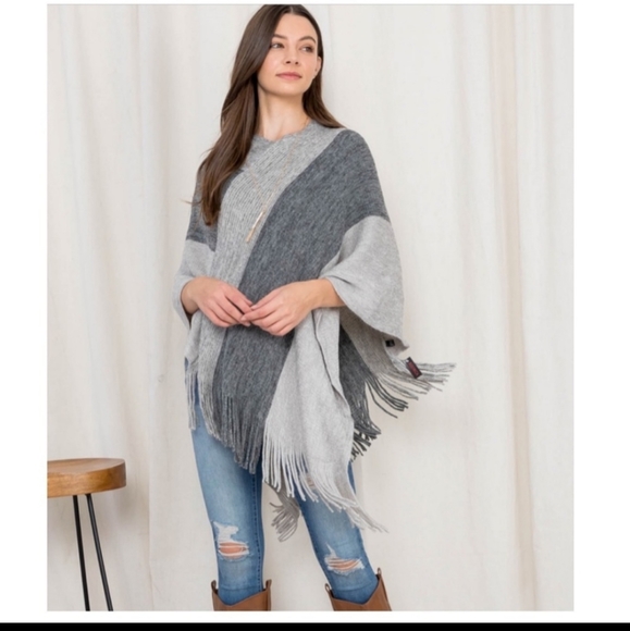 ***HOST PICK***Soft fringe ponchos (Rock Bottom Pricing) - Picture 3 of 7